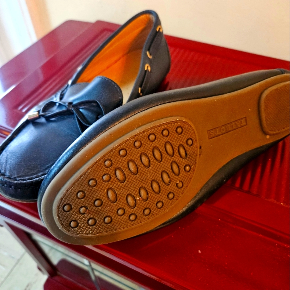 Talbots black flats with bow.